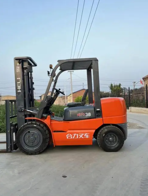 合力叉車(chē).png